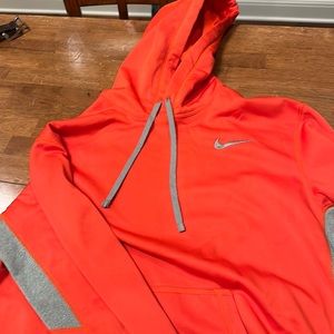 Mens XL Therma Fit Nike Hoodie